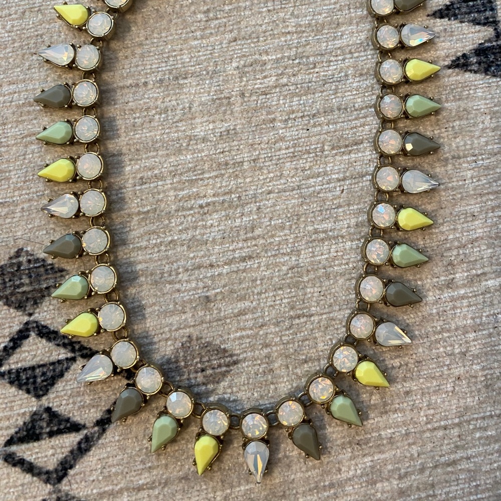 Statement necklace